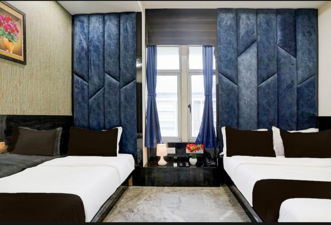 Hotel Shubham Inn Thaltej Ахмедабад Екстериор снимка